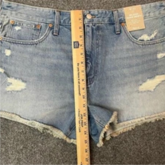 NWT madewell Shorts Denim Relaxed Size 32 Light Wash - Picture 6 of 9